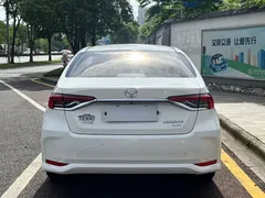 2021 Toyota Corolla 1.2T S-CVT Luxury, белый — фото 5