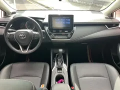 2021 Toyota Corolla 1.2T S-CVT Luxury, белый — фото 10