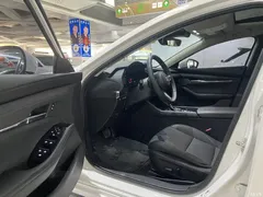 2022 Mazda 3 2.0L AT, белый — фото 7