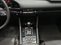 2022 Mazda 3 2.0L AT, белый — фото 18