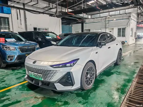 2023 Changan UNI-V Smart iDD Smart iDD 1.5T 113km smart cool model