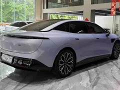 2025 Zeekr 007 RWD Smart Driving 75kWh — фото 28