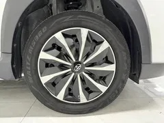 2022 Toyota Yaris L Zhixuan 1.5L CVT PLUS, белый — фото 17