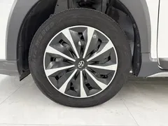 2022 Toyota Yaris L Zhixuan 1.5L CVT PLUS, белый — фото 20