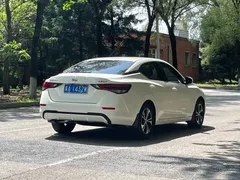 2022 Nissan Sylphy 1.6L XL CVT, белый — фото 6