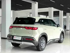 2025 BYD Yuan UP Smart Driving 401km Vitality, зелёный — фото 6