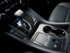 2020 Lexus LM 300h, чёрный — фото 14