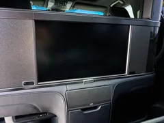 2020 Lexus LM 300h, чёрный — фото 18