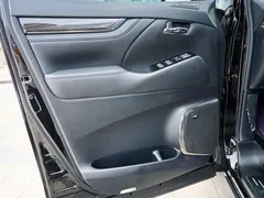 2020 Lexus LM 300h, чёрный — фото 21