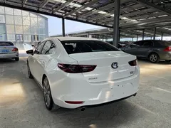 2022 Mazda 3 2.0L AT, белый — фото 6