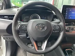 2022 Toyota Levin Hybrid 1.8H E-CVT Luxury, белый — фото 22