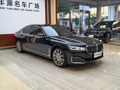 2021 BMW 7 Series 7 740Li xDrive, чёрный — фото 3