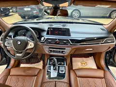 2021 BMW 7 Series 7 740Li xDrive, чёрный — фото 12