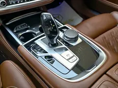 2021 BMW 7 Series 7 740Li xDrive, чёрный — фото 14