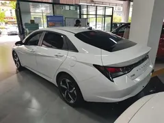 2022 Hyundai Elantra 1.5L CVT GLX Elite, белый — фото 5