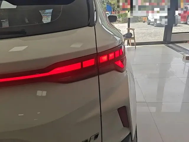 2022 Geely Coolray COOL 1.5TD DCT