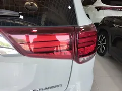 2021 Mitsubishi Outlander 2.0L 2WD 5, белый — фото 8