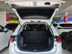 2021 Mitsubishi Outlander 2.0L 2WD 5, белый — фото 19
