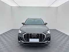 2022 Audi Q3 35 TFSI — фото 2