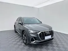 2022 Audi Q3 35 TFSI — фото 3
