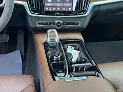 2022 Volvo S90 Plug-in Hybrid modified T8 E-drive Hybrid Zhiyi Luxury — фото 15