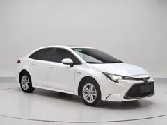 2022 Toyota Levin Hybrid 1.8H E-CVT Luxury, белый — фото 5