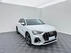 2022 Audi Q3 35 TFSI, белый — фото 3
