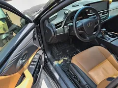 2022 Lexus ES 200, чёрный — фото 14