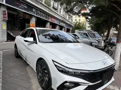 2023 Hyundai Elantra 1.5L CVT GLX Elite, белый — фото 1
