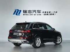 2021 Audi Q7 45 TFSI quattro S line, чёрный — фото 6