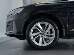 2021 Audi Q7 45 TFSI quattro S line, чёрный — фото 9