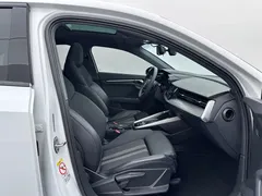 2022 Audi A3L Limousine 35 TFSI, белый — фото 12