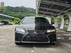 2021 Lexus LS 500h Luxury, чёрный — фото 2