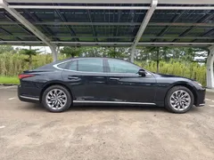 2021 Lexus LS 500h Luxury, чёрный — фото 4