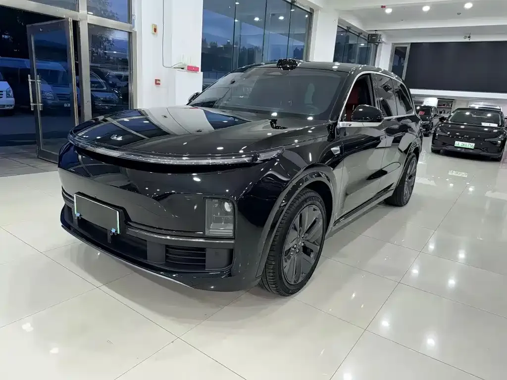 2025 Li Auto L7 Pro
