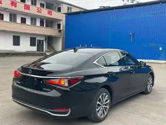 2023 Lexus ES 200, чёрный — фото 4