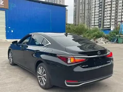 2023 Lexus ES 200, чёрный — фото 6