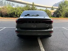 2022 Geely Emgrand 1.5L CVT — фото 8