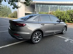 2022 Geely Emgrand 1.5L CVT — фото 9