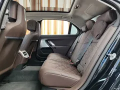 2023 BMW i7 eDrive50L M Sport, чёрный — фото 9
