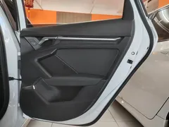 2022 Audi A3 Sportback 35 TFSI, белый — фото 15