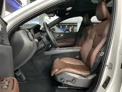 2022 Volvo XC60 4WD Zhiyuan Luxury, белый — фото 6