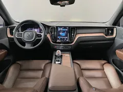 2022 Volvo XC60 4WD Zhiyuan Luxury, белый — фото 11