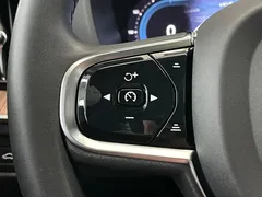 2022 Volvo XC60 4WD Zhiyuan Luxury, белый — фото 18