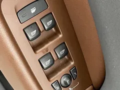 2022 Volvo XC60 4WD Zhiyuan Luxury, белый — фото 21