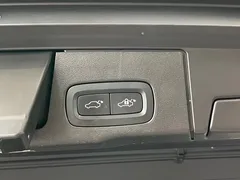 2022 Volvo XC60 4WD Zhiyuan Luxury, белый — фото 25