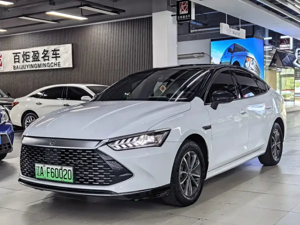 2023 BYD Qin PLUS Champion DM-i PHEV 55KM Leading