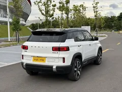 2023 Geely ICON 1.5TD, белый — фото 16