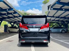 2020 Toyota Alphard Hybrid 2.5L Premium, чёрный — фото 6