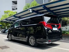 2020 Toyota Alphard Hybrid 2.5L Premium, чёрный — фото 7